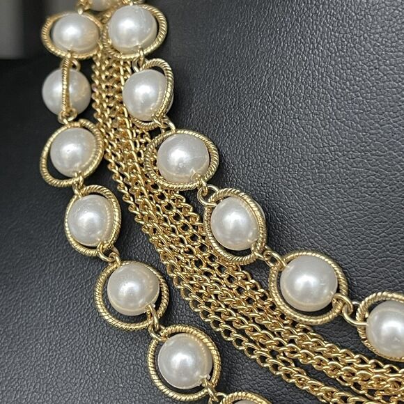 Vintage Mid Century Faux Pearl Gold Tone Layered Chain Necklace 15-17” Adjustabl - Picture 3 of 5